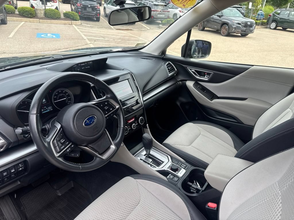 Used 2023 Subaru Forester Premium AWD/4WD image 9