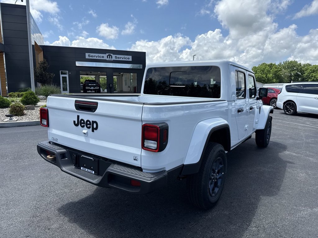 New 2026 Jeep Gladiator Sport AWD/4WD image 13