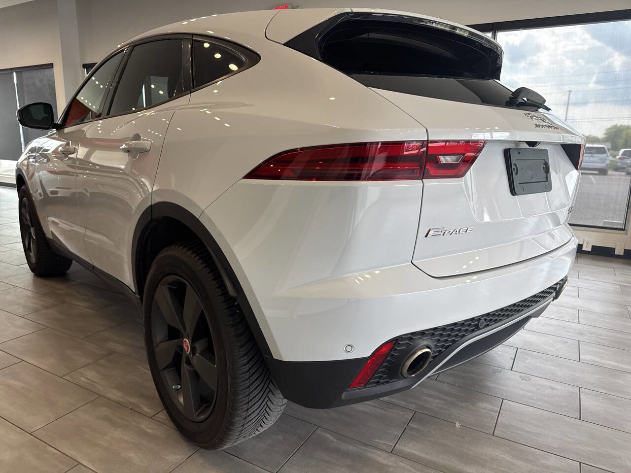Used 2019 Jaguar E-PACE S image 6