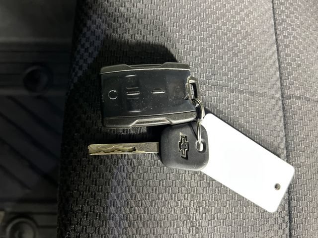 Used 2018 Chevrolet Silverado 1500 LT w/ Texas Edition RWD image 24