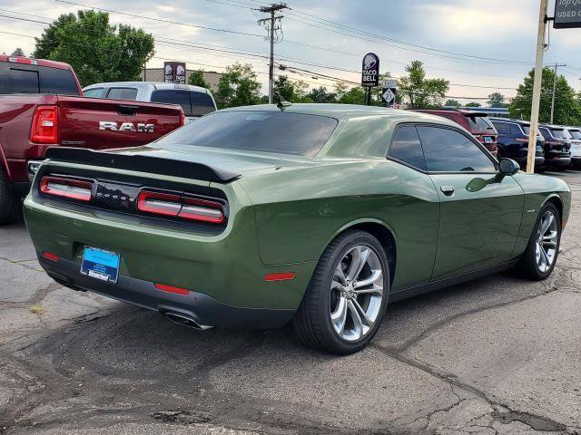 Used 2022 Dodge Challenger R/T w/ Shaker Package RWD image 3