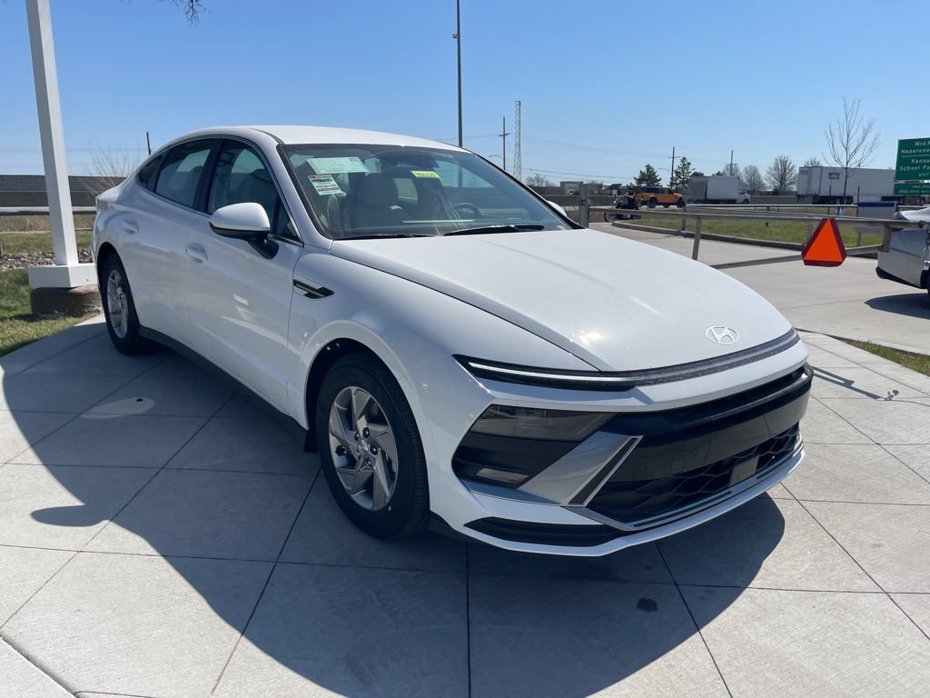 New 2026 Hyundai Sonata SE FWD image 7