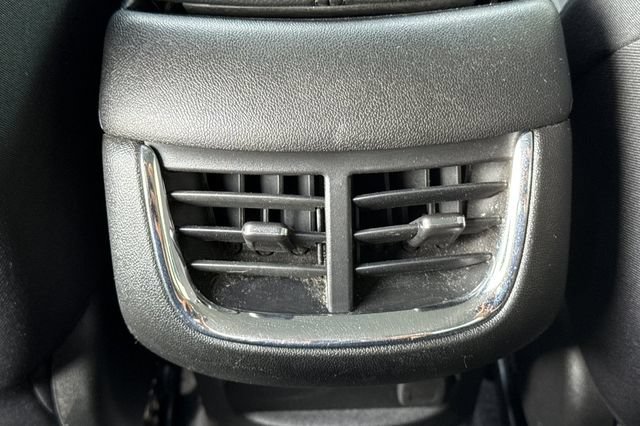 Used 2023 Chevrolet Malibu LT FWD image 16