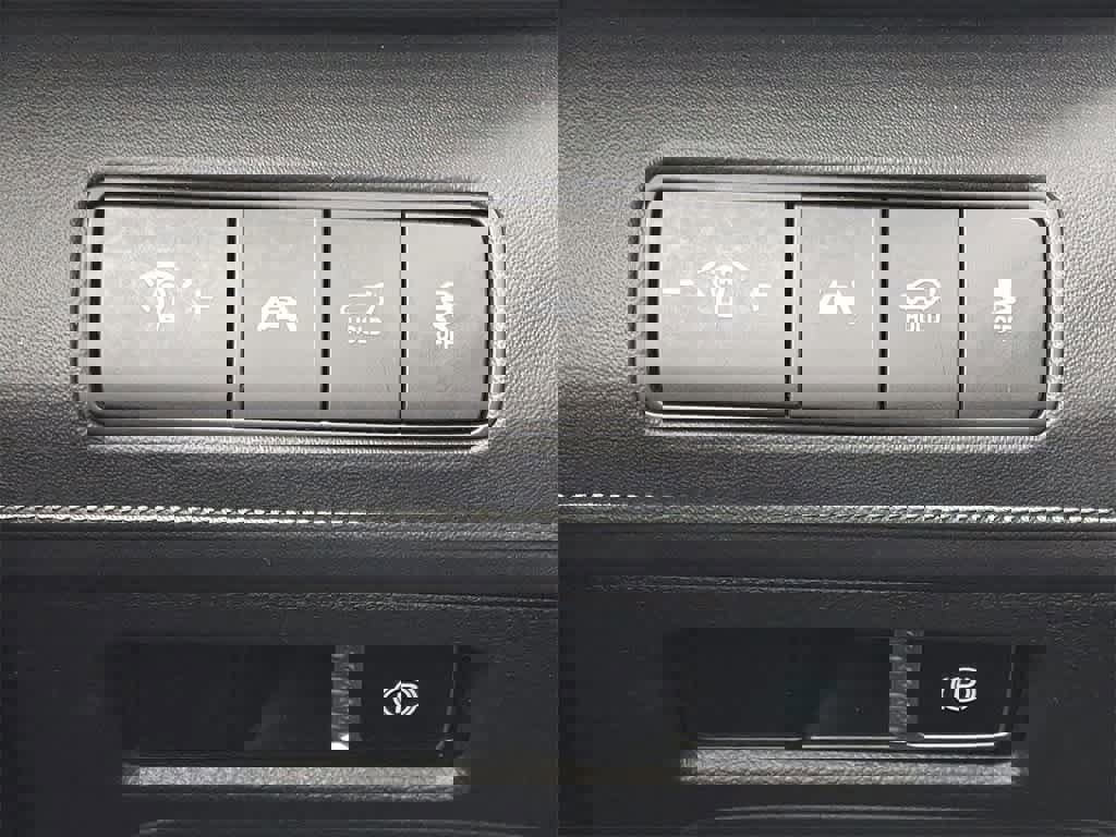 Used 2023 Hyundai Santa Fe SEL Premium image 22