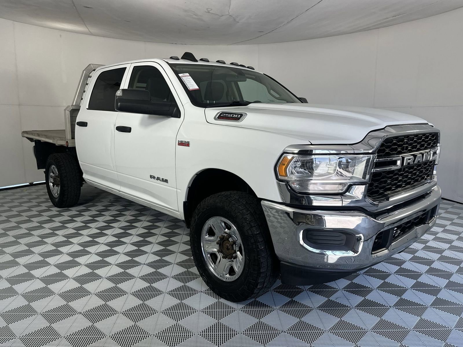 Used 2019 RAM 2500 Tradesman image 2