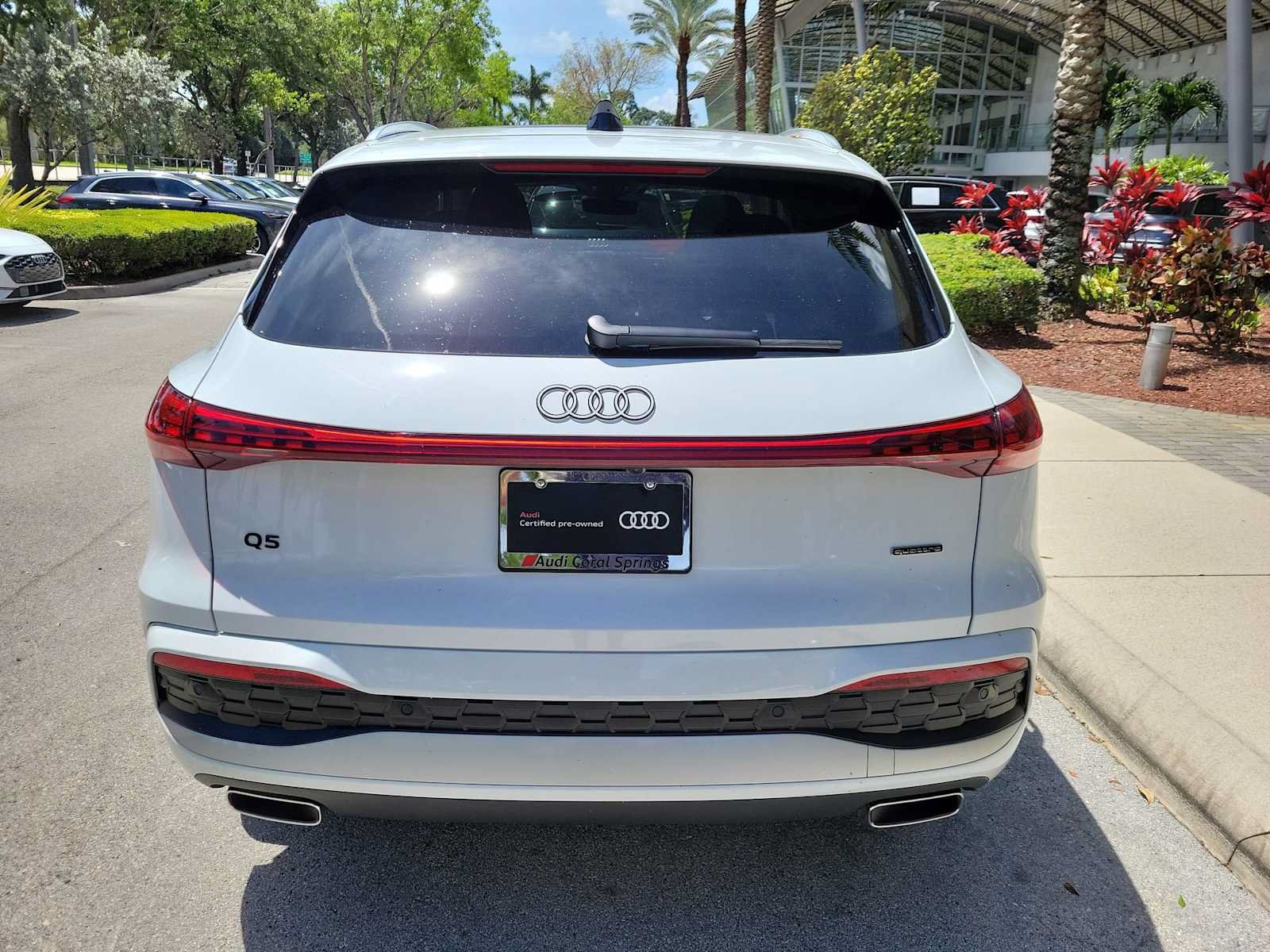 Certified 2025 Audi Q5 Premium Plus w/ Premium Plus AWD/4WD image 7