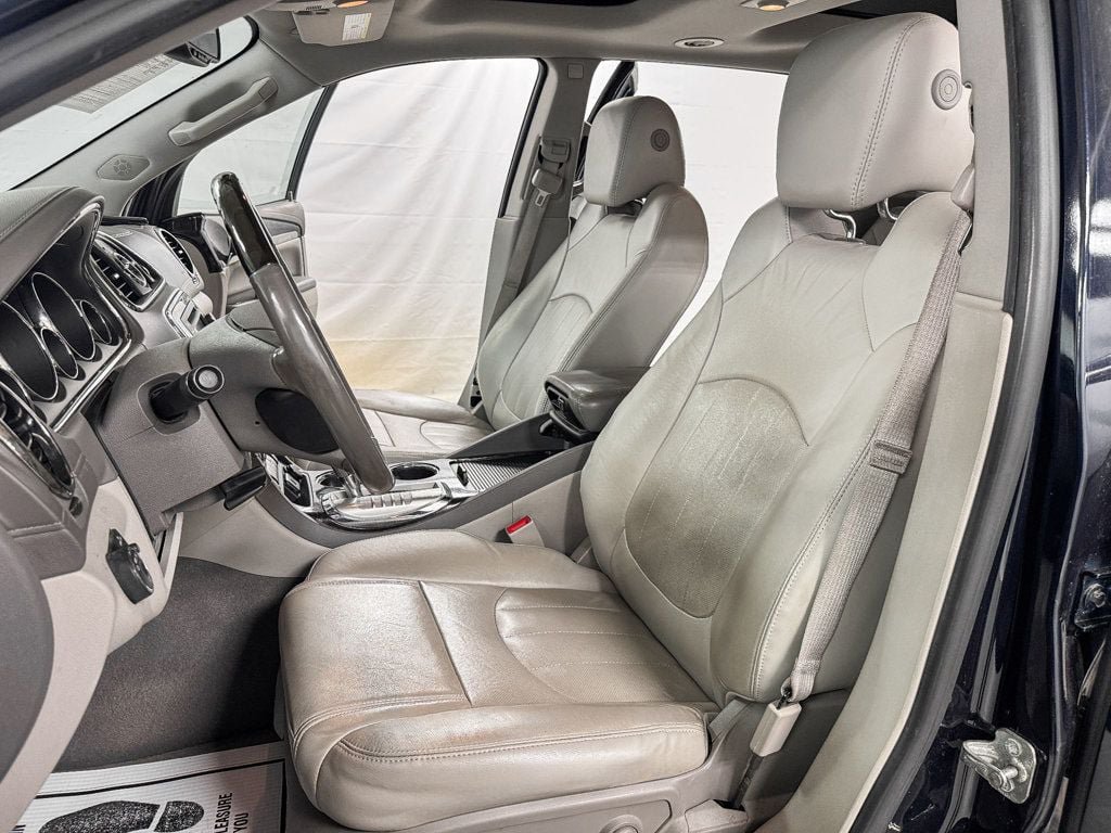 Used 2017 Buick Enclave Leather w/ Trailering Package FWD image 7