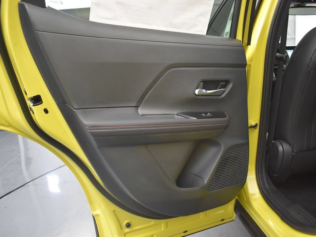 New 2025 Nissan Kicks SR AWD/4WD image 16