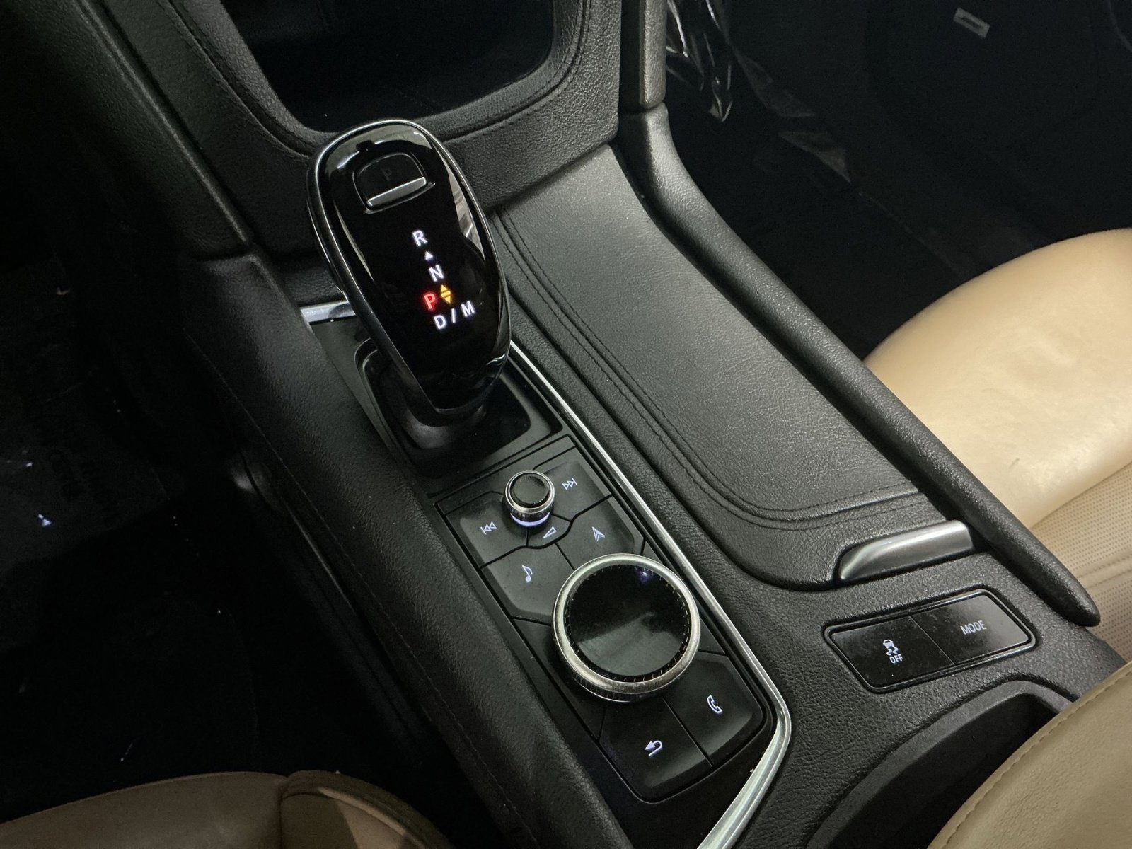 Used 2022 Cadillac XT6 Sport w/ Platinum Package image 23