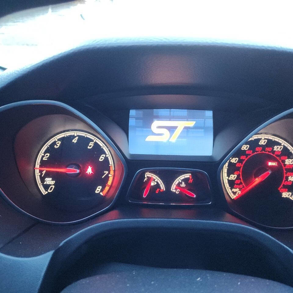 Used 2014 Ford Focus ST image 13