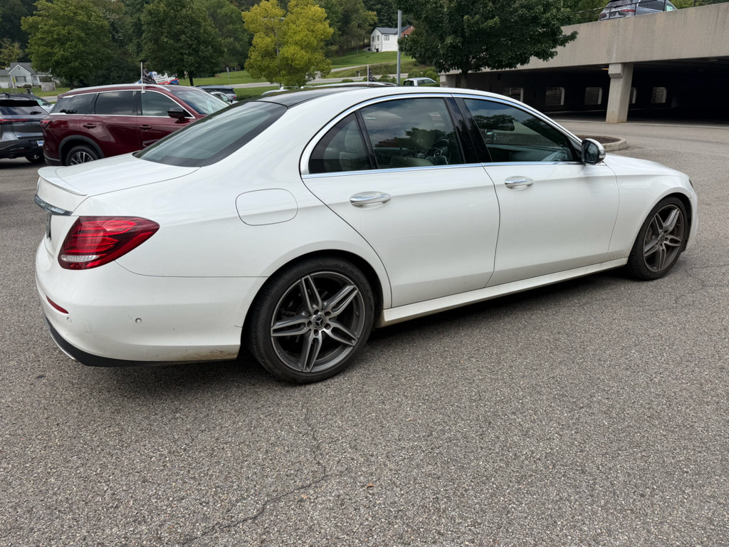 Used 2019 Mercedes-Benz E 300 image 3