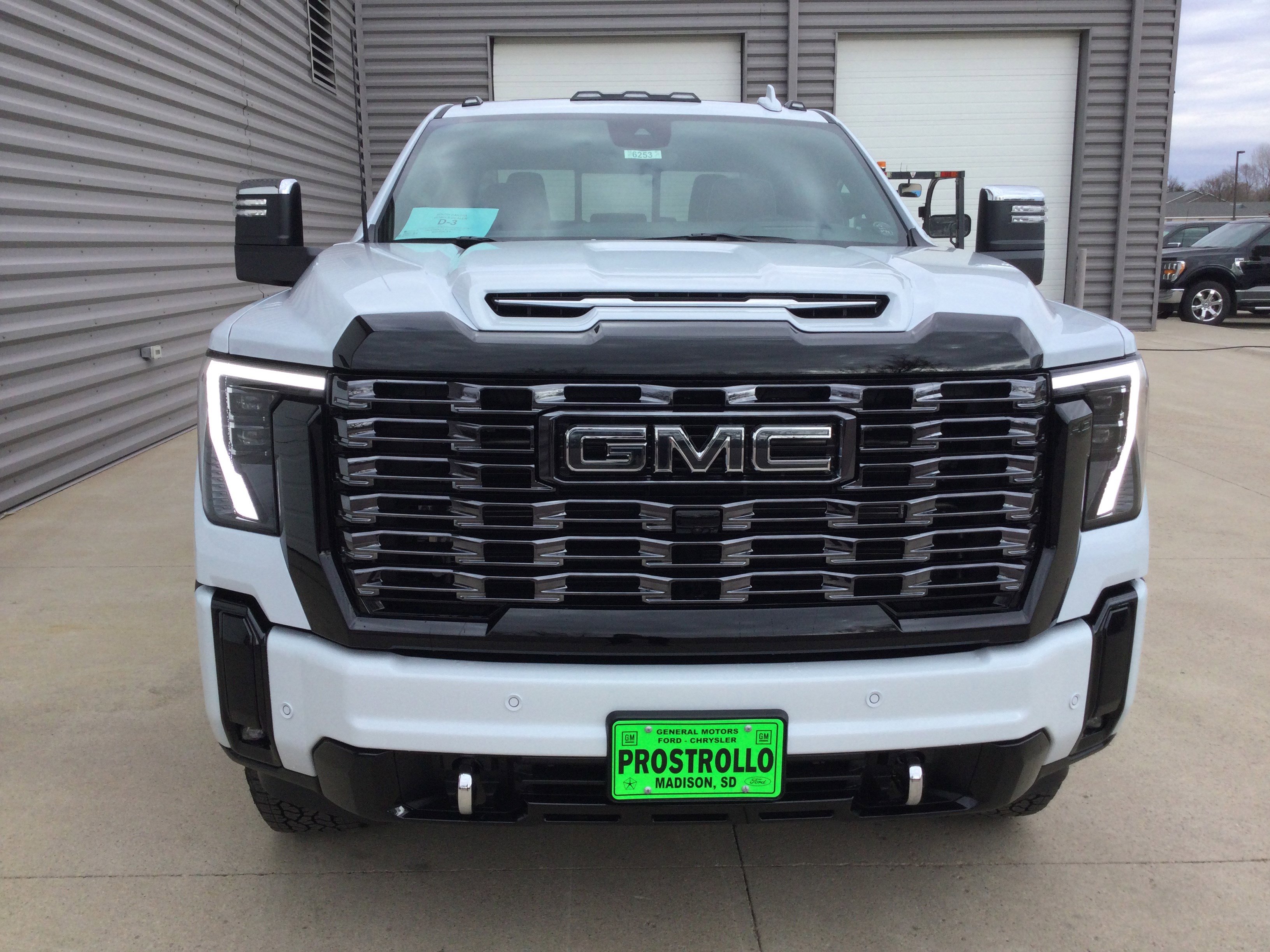 New 2026 GMC Sierra 3500 Denali Ultimate image 3