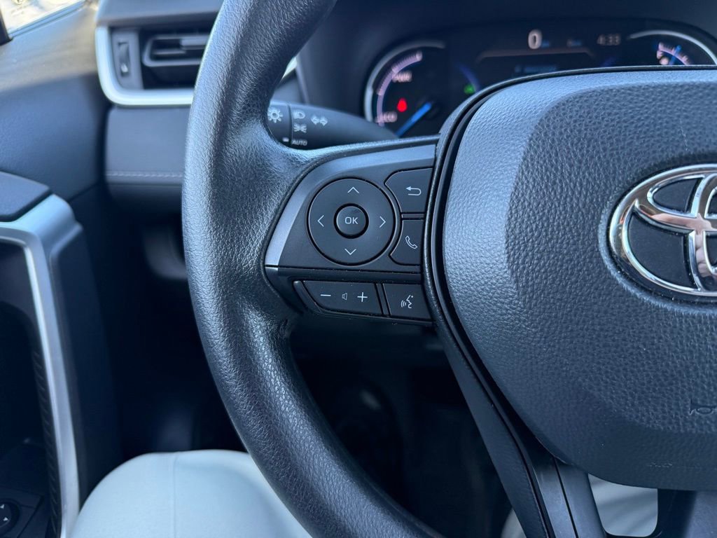 Certified 2025 Toyota RAV4 XLE AWD/4WD image 18