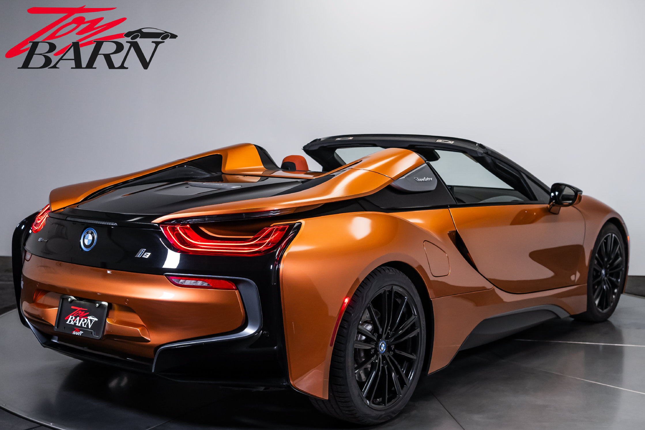 Used 2019 BMW i8 Roadster AWD/4WD image 5