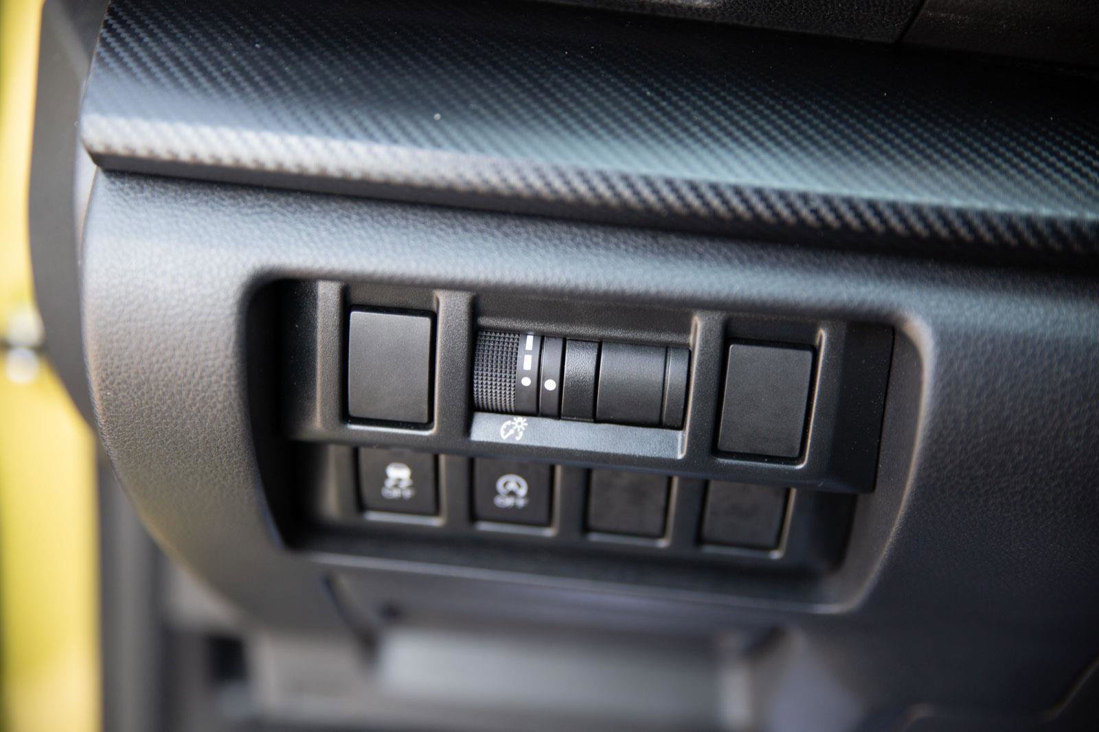 Used 2022 Subaru Crosstrek 2.0i Premium image 18