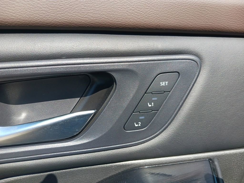Used 2023 Nissan Rogue SL w/ SL Premium Package AWD/4WD image 19