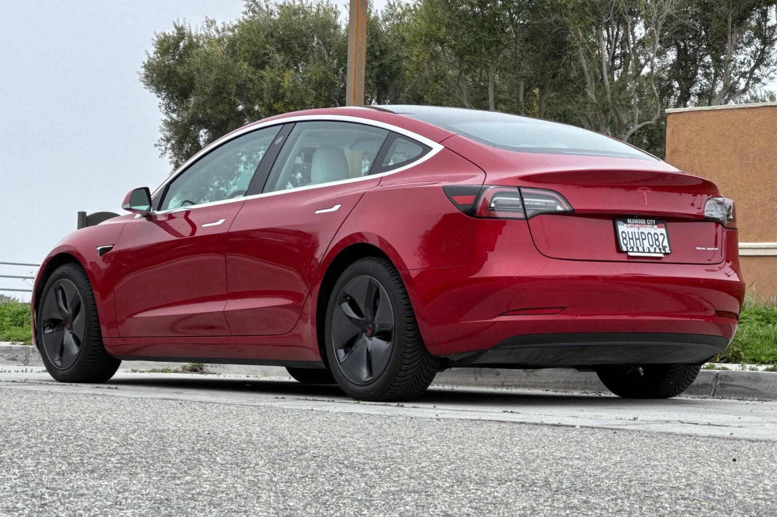 Used 2018 Tesla Model 3 Long Range image 6