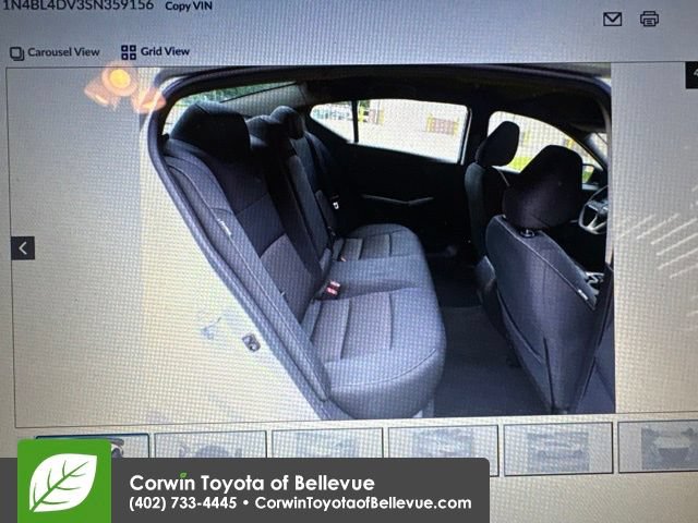 Used 2025 Nissan Altima 2.5 SV FWD image 3