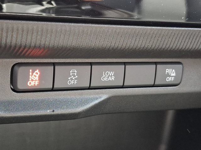 New 2026 Jeep Cherokee Limited AWD/4WD image 17