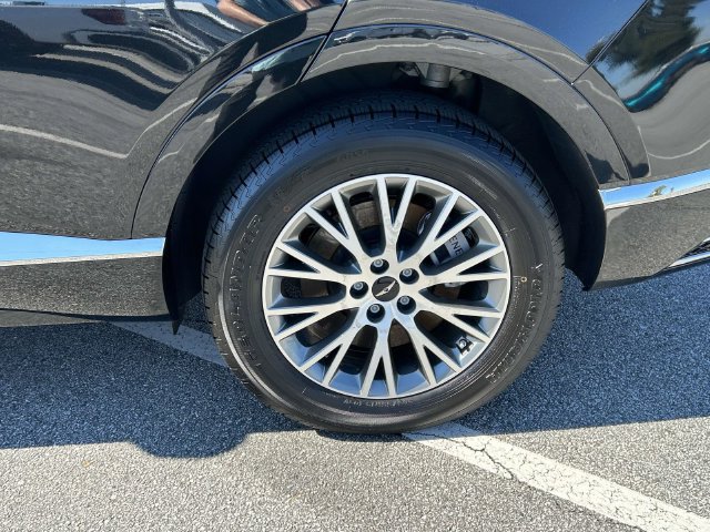 Used 2025 Genesis GV80 2.5T Standard AWD/4WD image 9