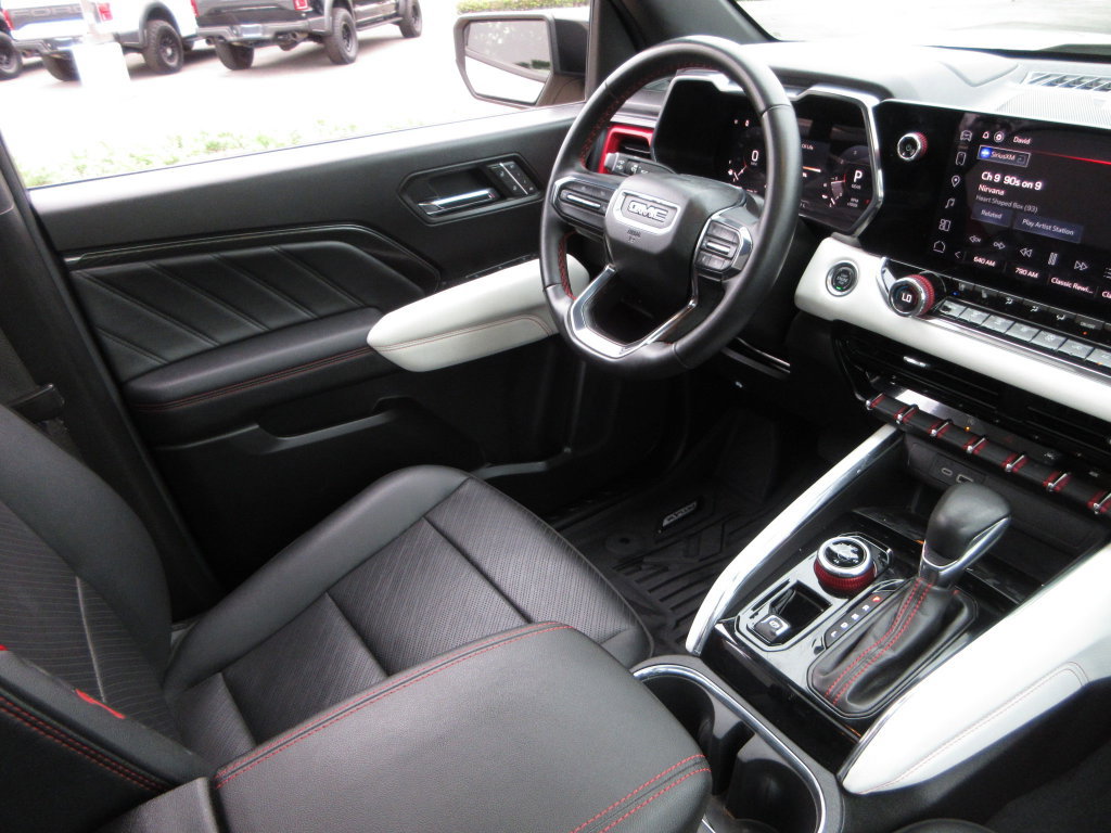 Used 2024 GMC Canyon AT4X AWD/4WD image 24