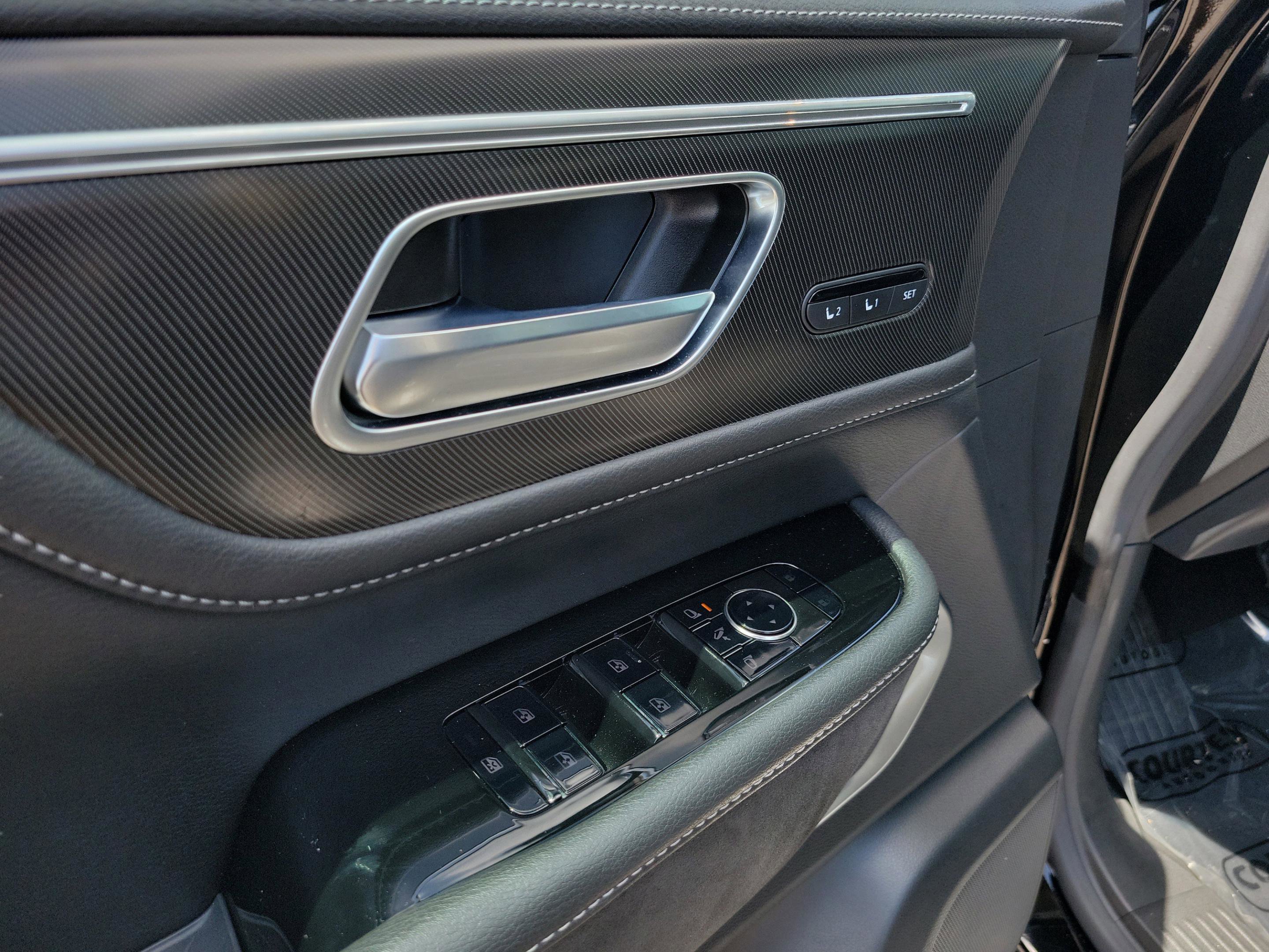 Certified 2025 INFINITI QX80 Luxe RWD image 23
