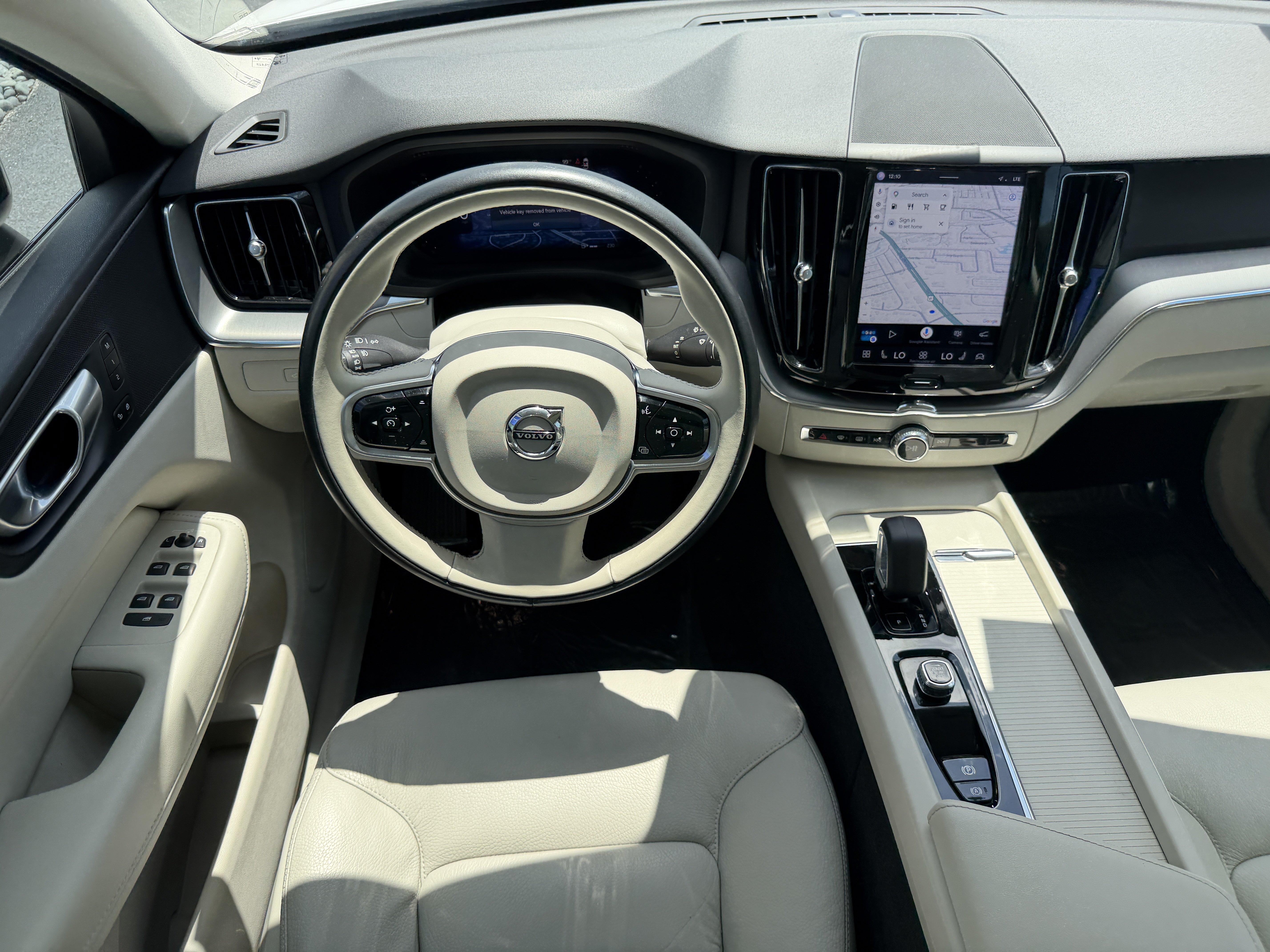 Certified 2024 Volvo XC60 B5 Core AWD/4WD image 13