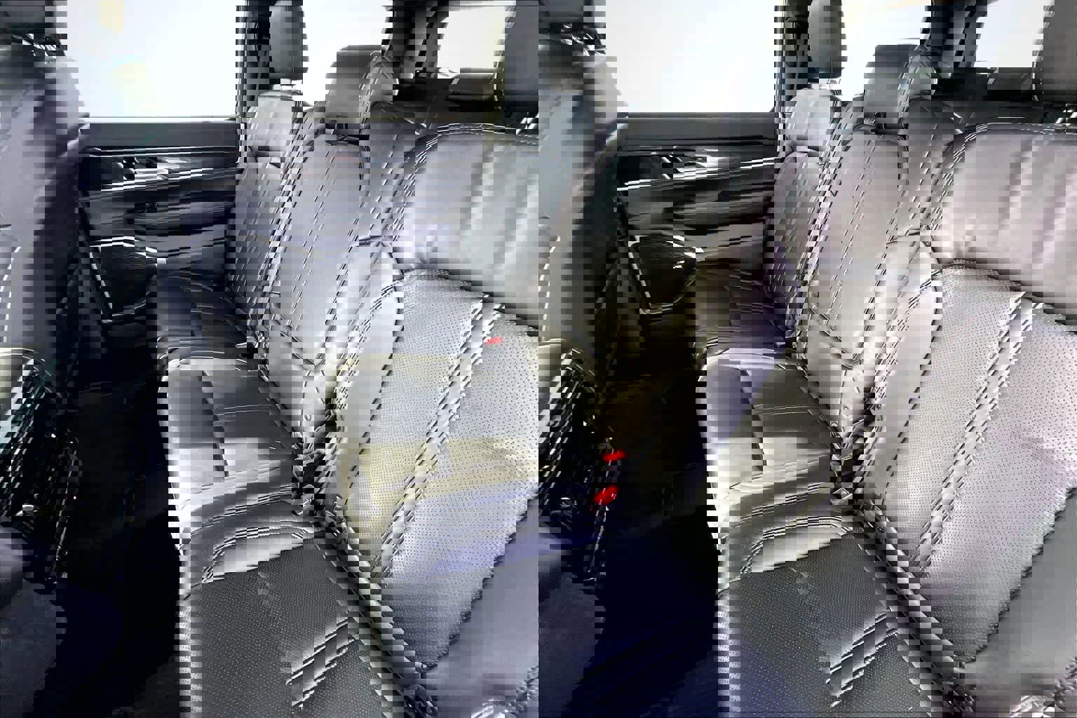 Used 2022 Jeep Wagoneer Series I image 12