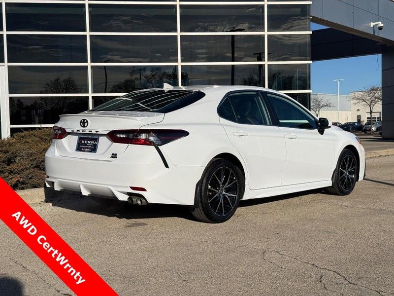 Used 2024 Toyota Camry SE video 3