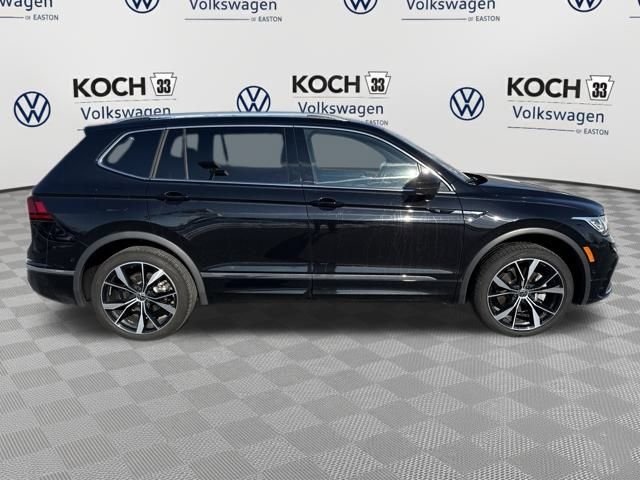 Used 2024 Volkswagen Tiguan SEL R-Line image 8