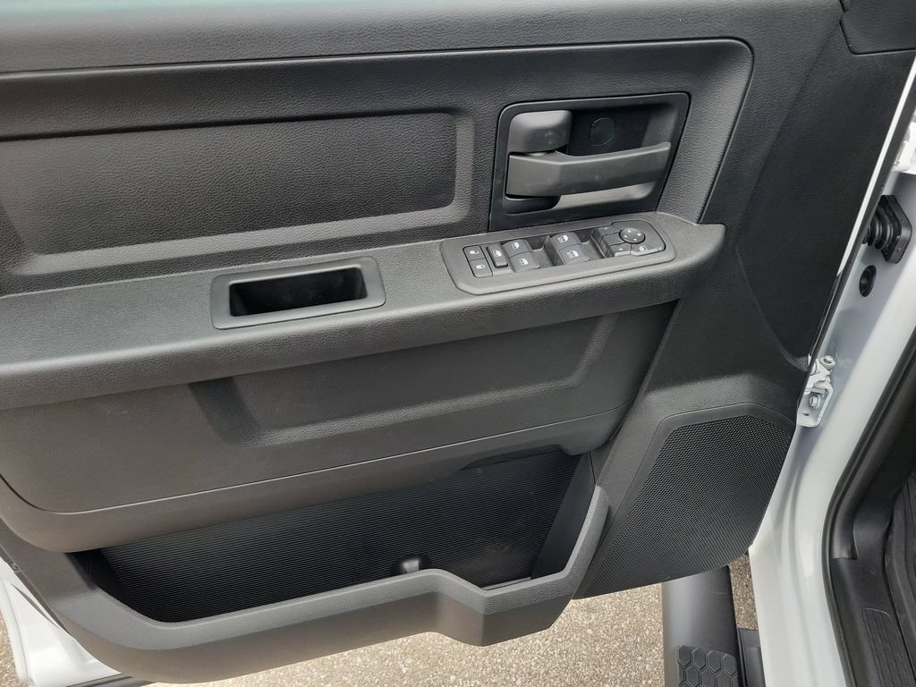 New 2026 RAM 3500 Tradesman AWD/4WD image 23