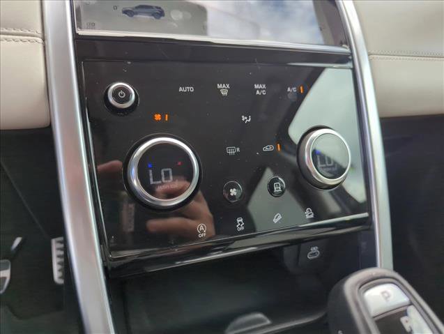 Used 2021 Land Rover Discovery Sport SE R-Dynamic image 12