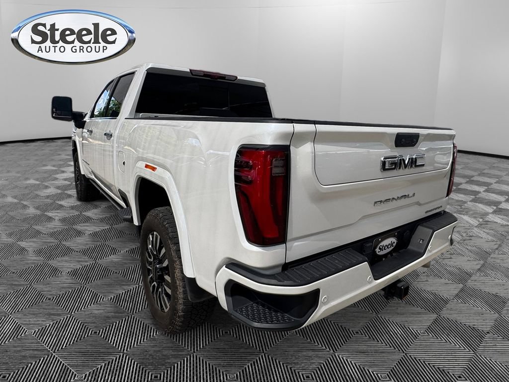 Certified 2024 GMC Sierra 2500 Denali Ultimate w/ Max Trailering Package AWD/4WD image 3
