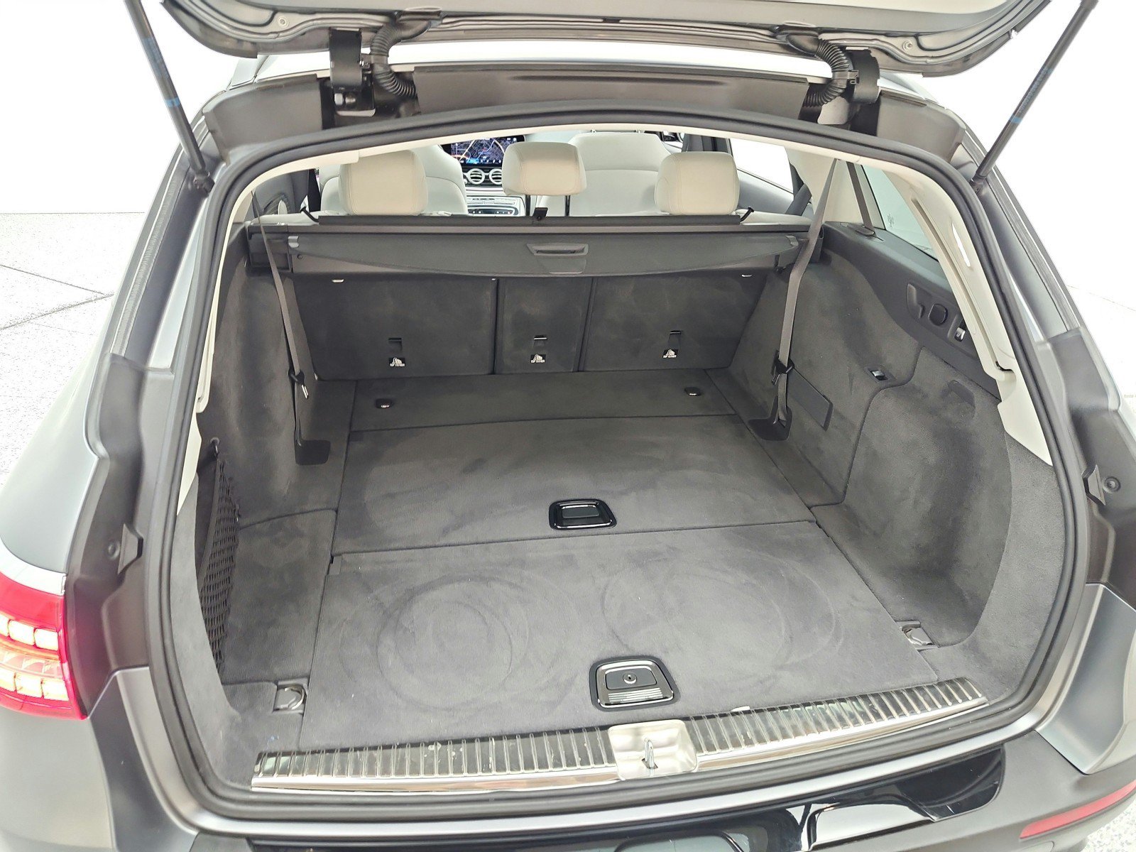 Certified 2023 Mercedes-Benz E 450 4MATIC All-Terrain Wagon image 22