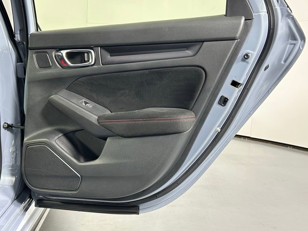 Used 2025 Honda Civic Type R image 13