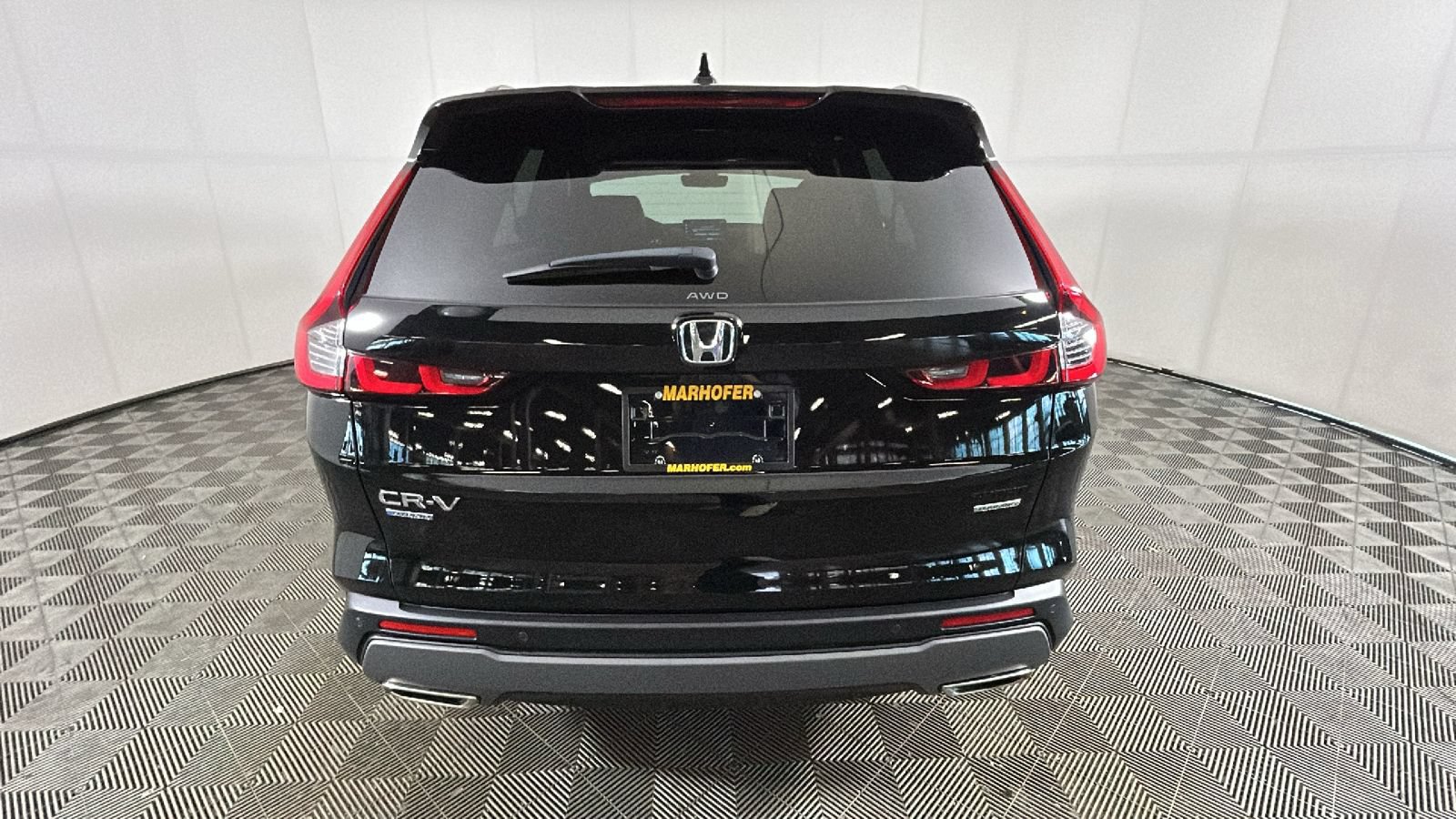 Used 2024 Honda CR-V Sport Touring image 3