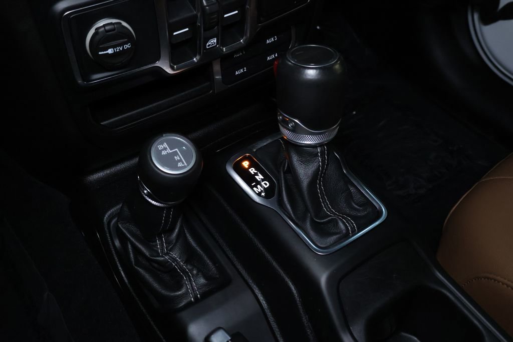Used 2020 Jeep Gladiator Overland AWD/4WD image 32