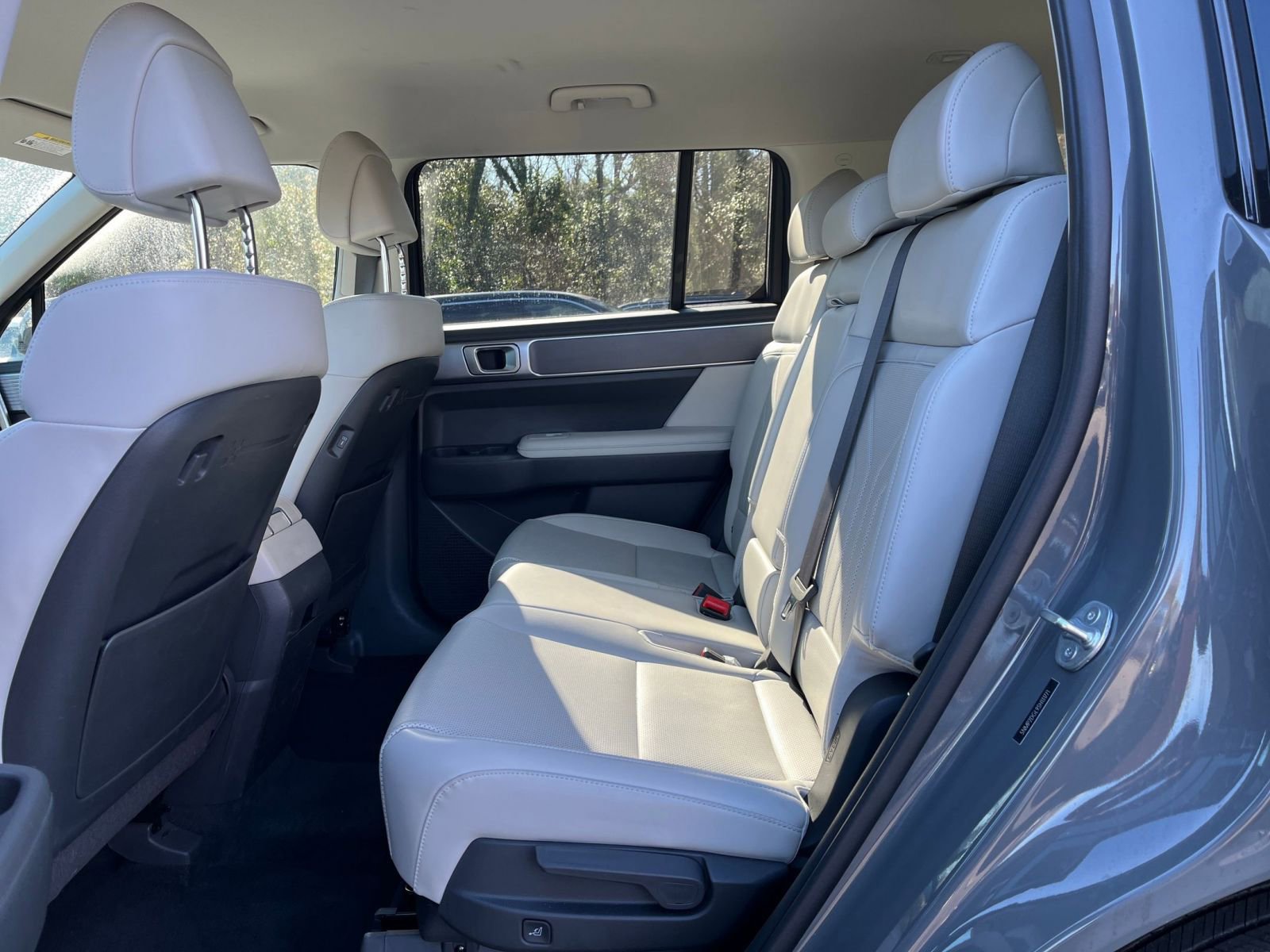 Used 2025 Hyundai Santa Fe SEL image 27