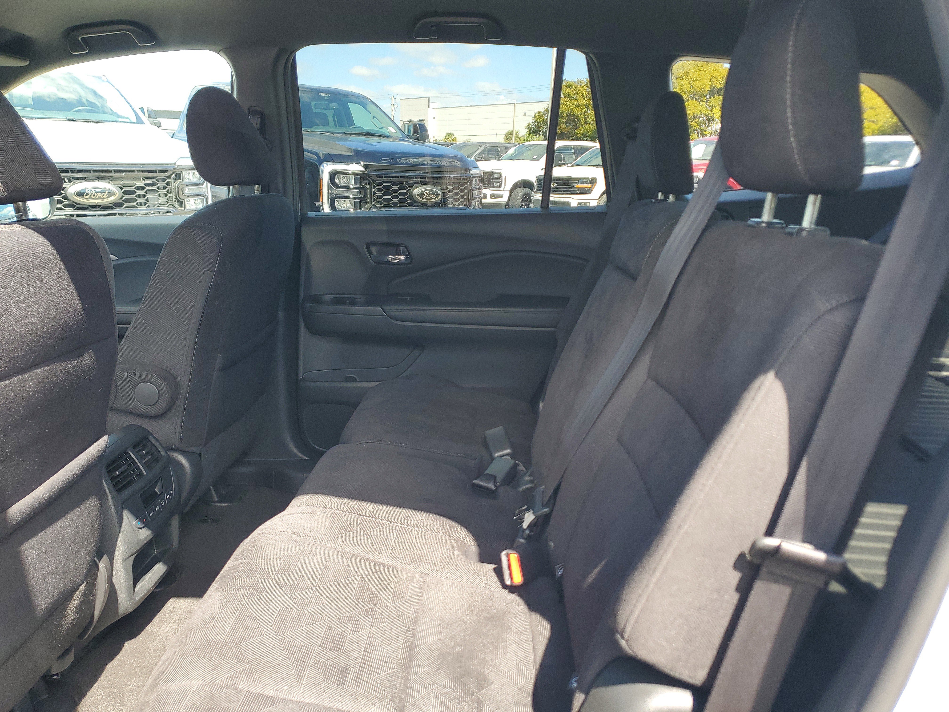 Used 2022 Honda Pilot Sport image 10