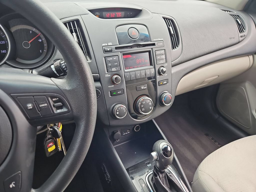 Used 2012 Kia Forte EX FWD image 19