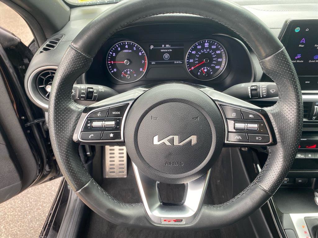 Certified 2022 Kia Forte GT-Line FWD image 11