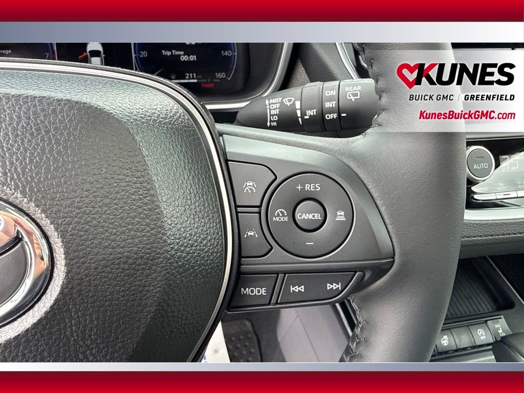 Used 2026 Toyota Corolla Cross XLE w/ Convenience Package AWD/4WD image 26