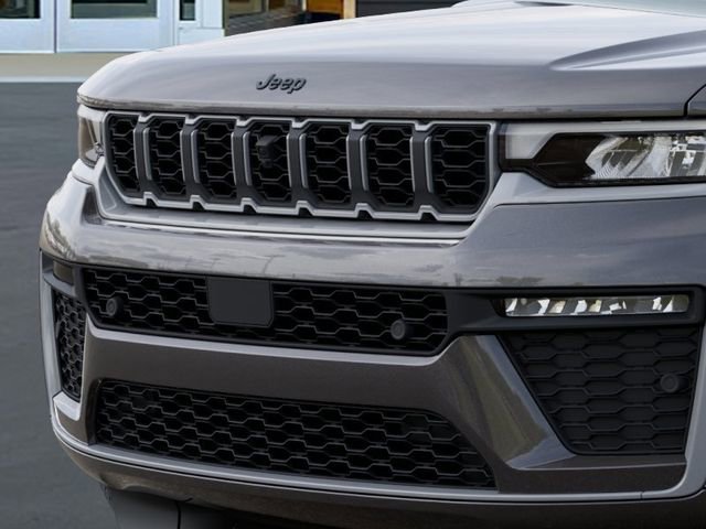 New 2026 Jeep Grand Cherokee Limited image 11