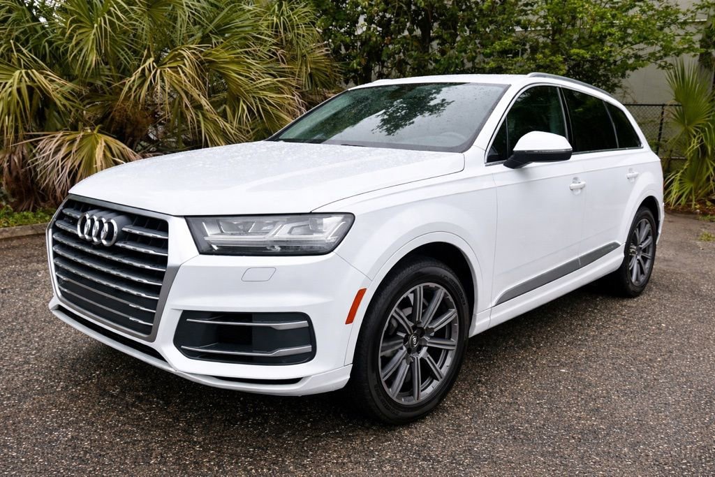 Used 2019 Audi Q5 2.0T Premium Plus w/ Premium Plus Package image 1