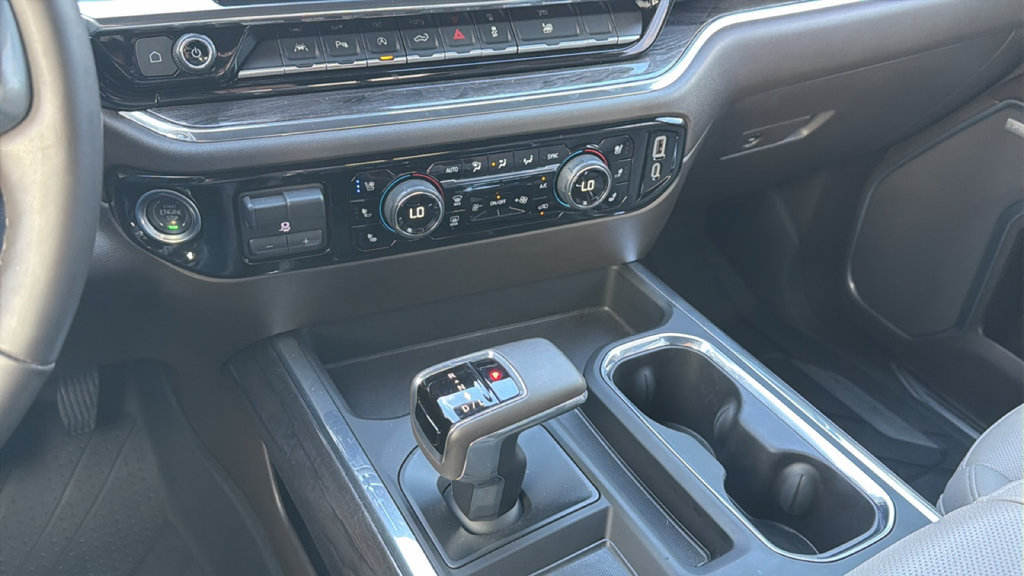 Used 2025 Chevrolet Silverado 1500 LTZ w/ LTZ Premium Package RWD image 24