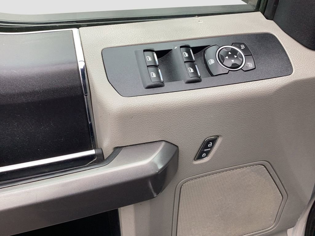 Used 2019 Ford F250 XLT w/ Snow Plow Prep Package image 27