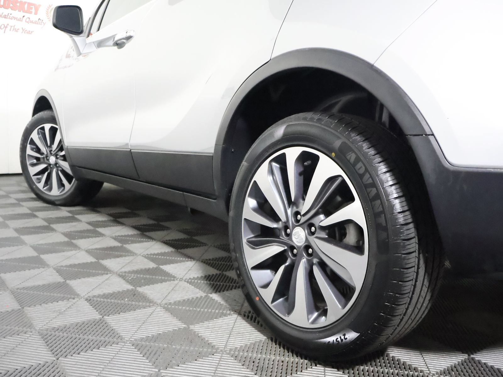 Used 2022 Buick Encore Preferred w/ Safety Package AWD/4WD image 12