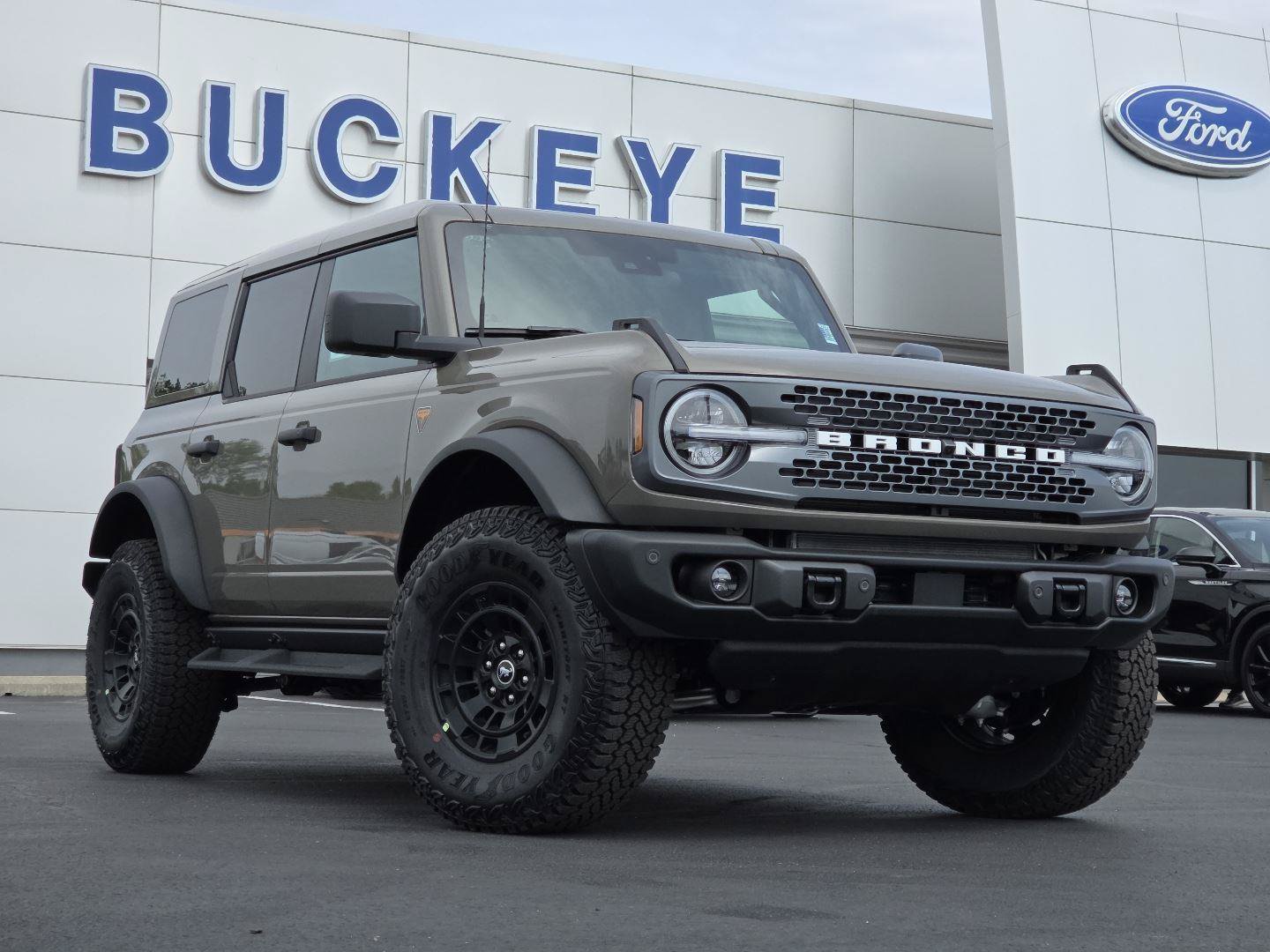 New 2026 Ford Bronco Badlands AWD/4WD image 2