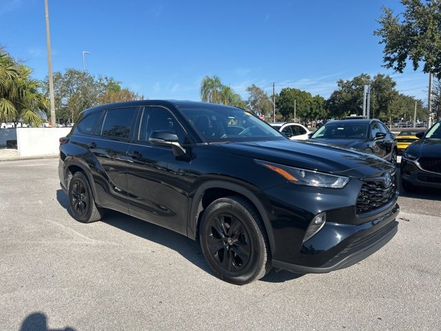 Used 2024 Toyota Highlander XLE