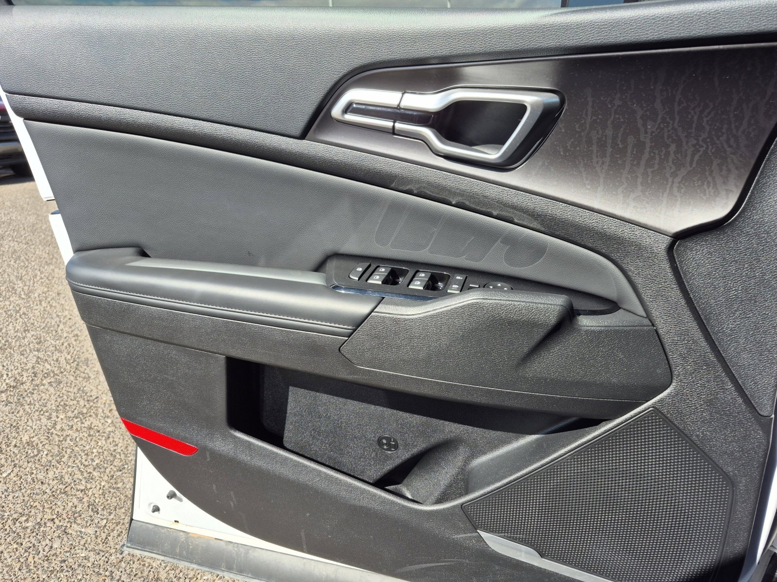 Used 2023 Kia Sportage EX image 14